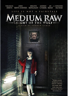 Medium Raw: Night of the Wolf