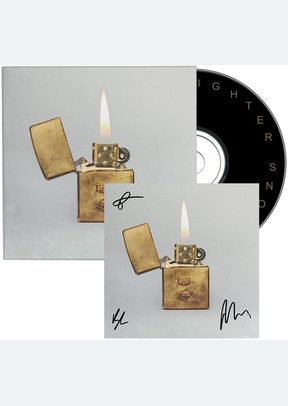 IE-PRIZEFIGHTER (SIGNED)